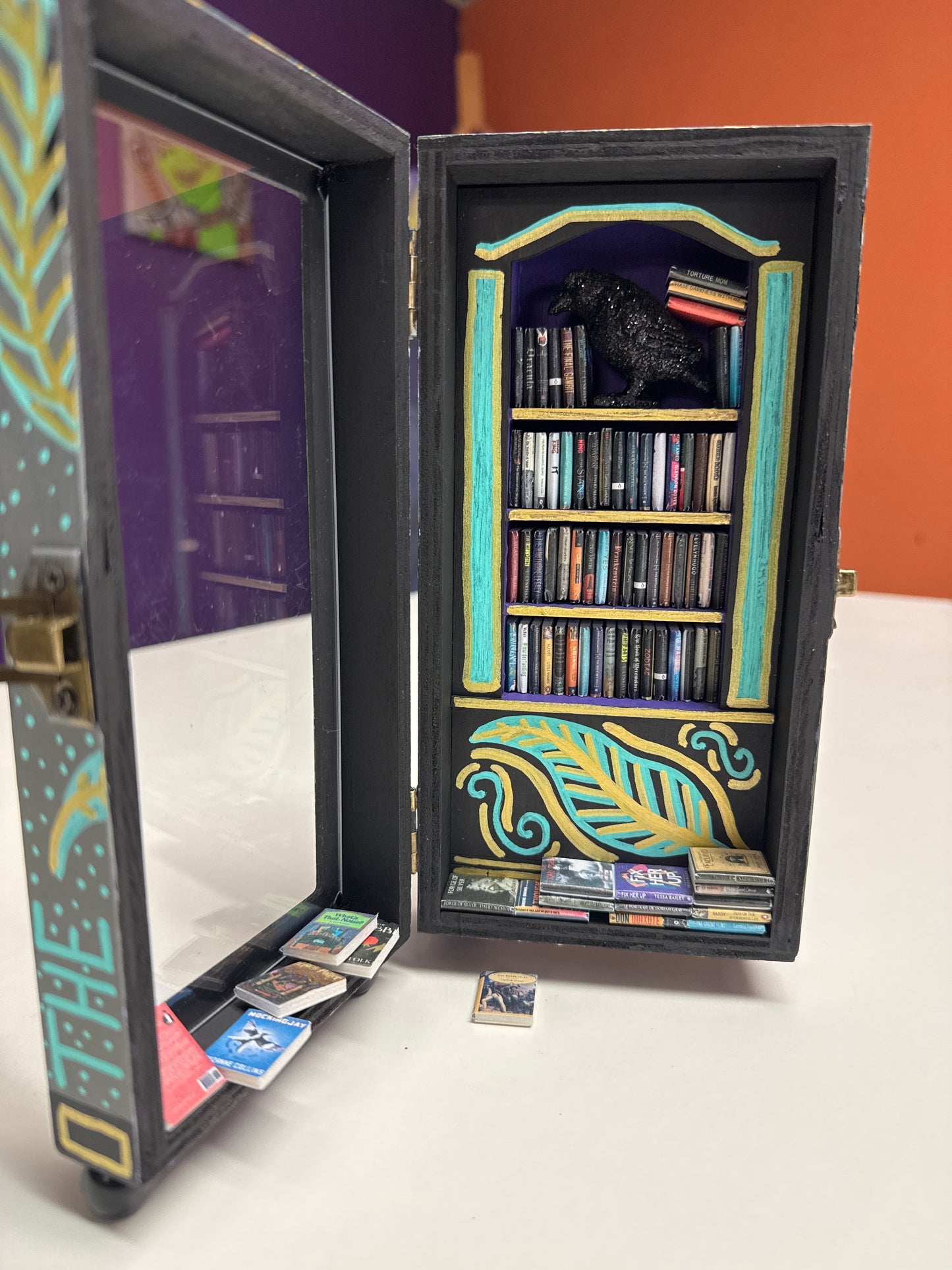 LWA-Edgar Allen Poe Mini Anxiety Bookcase
