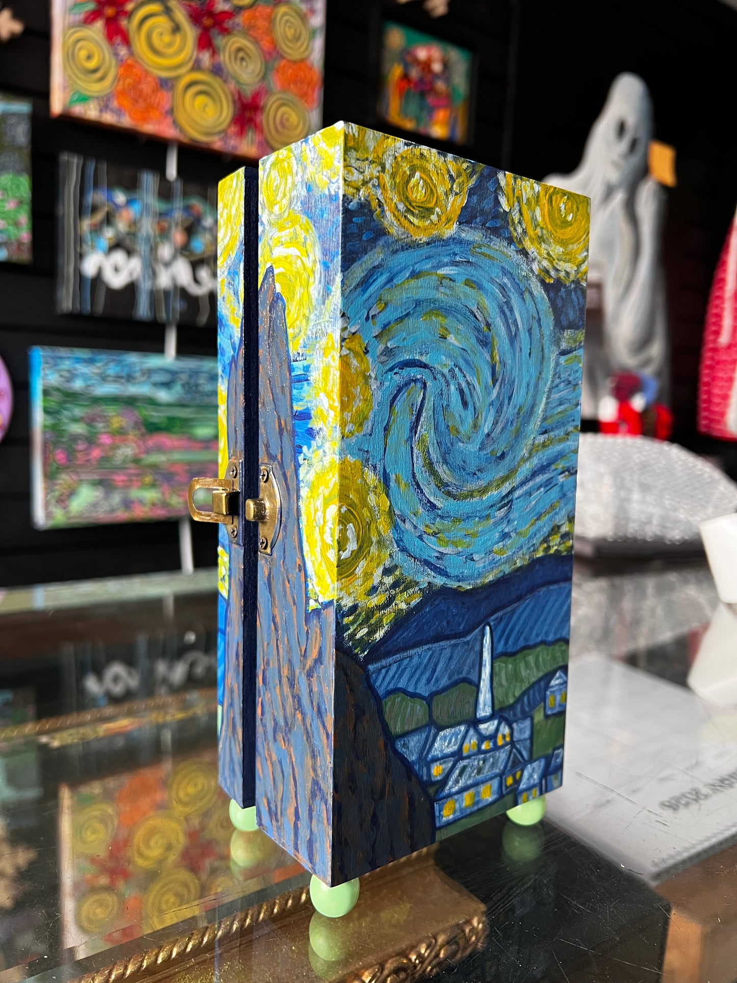 LWA-Starry Night Mini Anxiety Bookcase